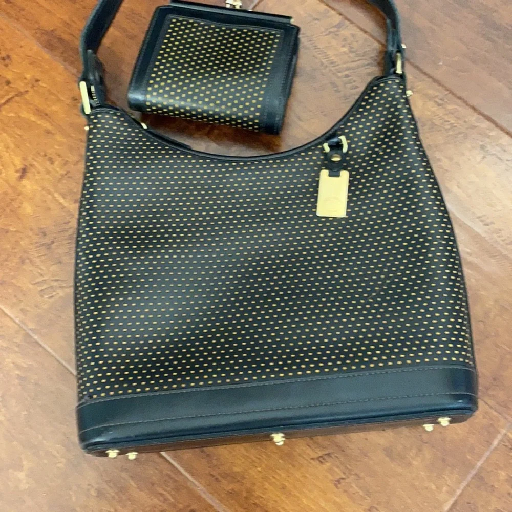 Dooney & Bourke Handbag & Wallet Duo